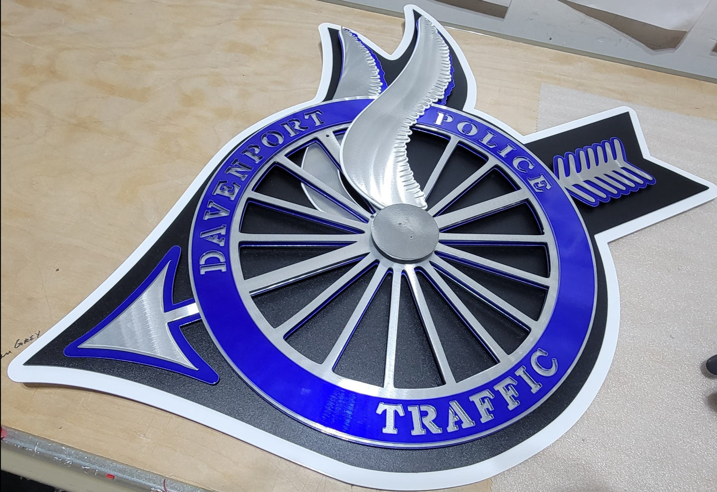 Davenport Police Traffic Arrow Badge